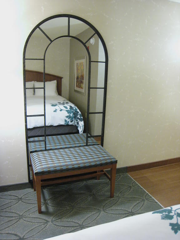 Wingate By Wyndham Elkins Hotel Szoba fotó