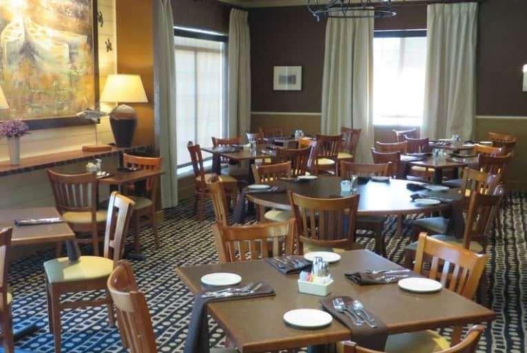 Wingate By Wyndham Elkins Hotel Étterem fotó